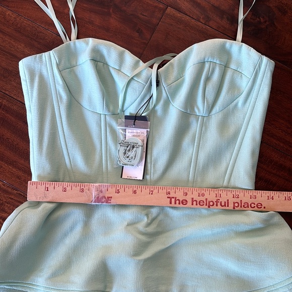 BCBG | Jacklyn Tiered Ruffle Strapless Green Opaline Dress NWT - Picture 15 of 16